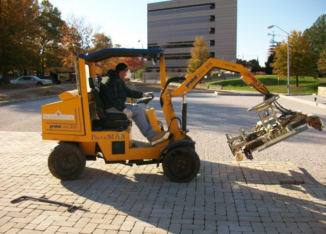 Permeable Pavement Portfolio : aia-mechanical-installer