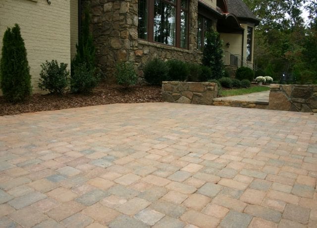 Residential Portfolio : residential-paver-driveway